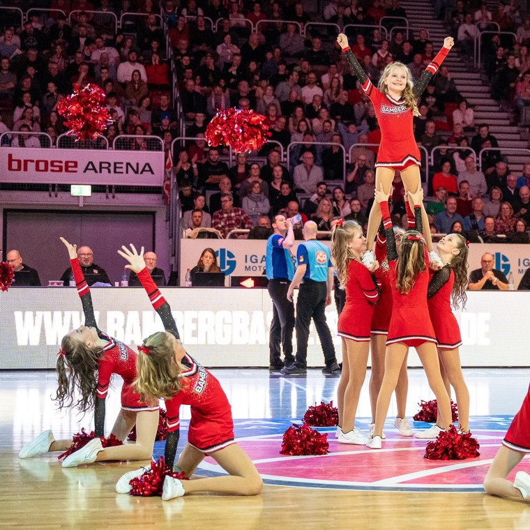 Bamberg Baskets <br>Mini Dancers